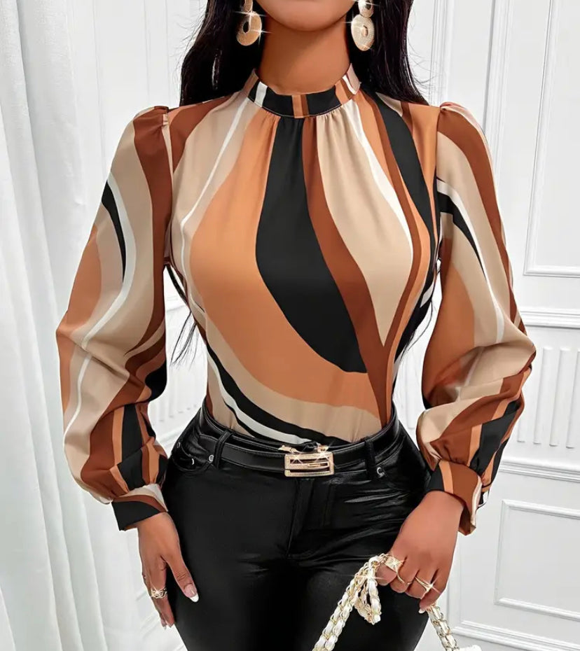 Blouse in women luxuries outfit